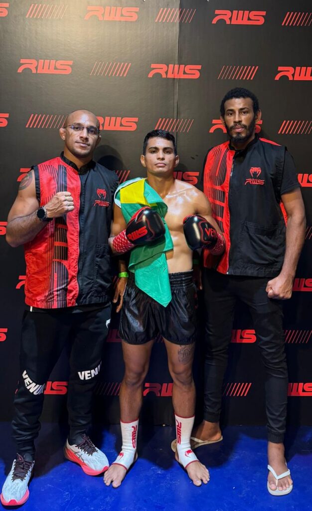 WhatsApp-Image-2025-01-06-at-16.46.55-626x1024 Amapaense vence luta no Rajadamnern World Series, na Tailândia