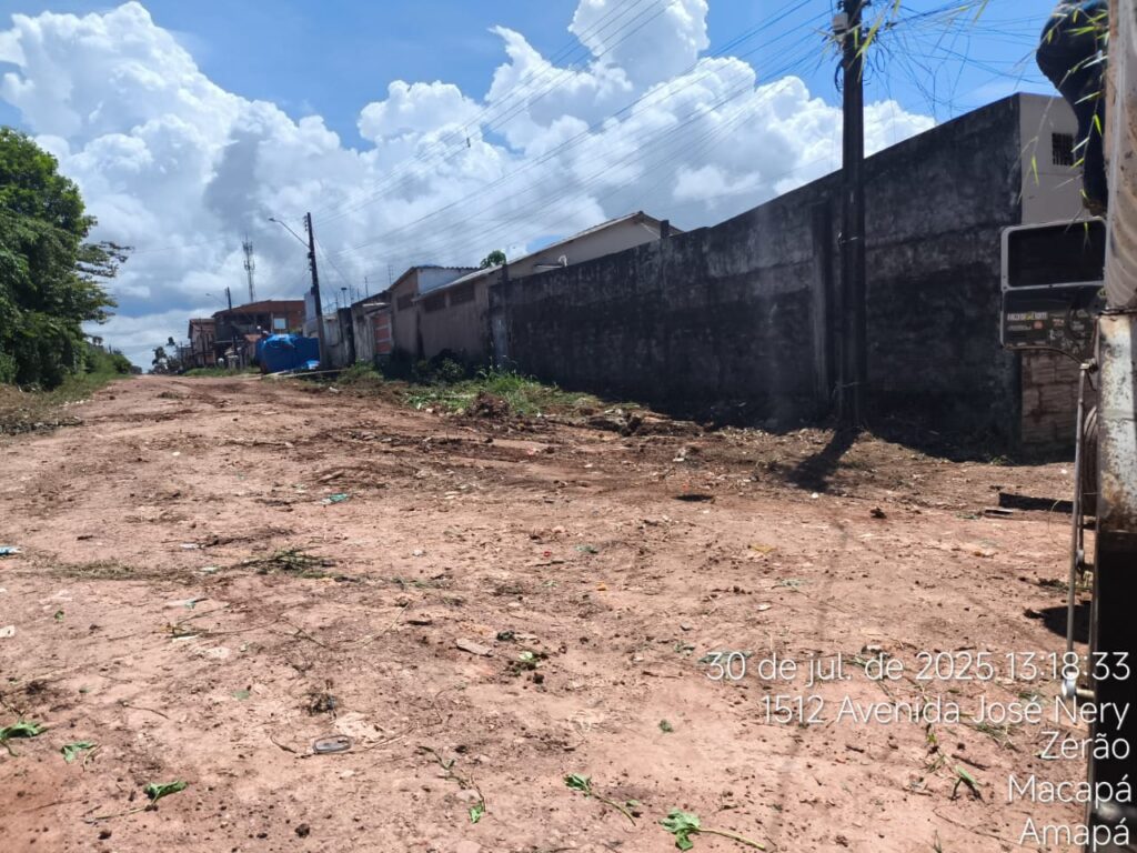 WhatsApp-Image-2025-07-30-at-14.11.17-1-1024x768 Prefeitura de Macapá retira 8 toneladas de entulhos no bairro Universidade após levantamento identificar 121 lixeiras viciadas, sendo 51 na Zona Sul